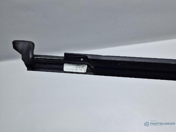 Perie geam stanga spate VOLKSWAGEN PASSAT Variant (3G5) [ 2014 - > ] TDI (CRLB, DBGA, DFGA) 110KW|150HP OEM 3G9839475