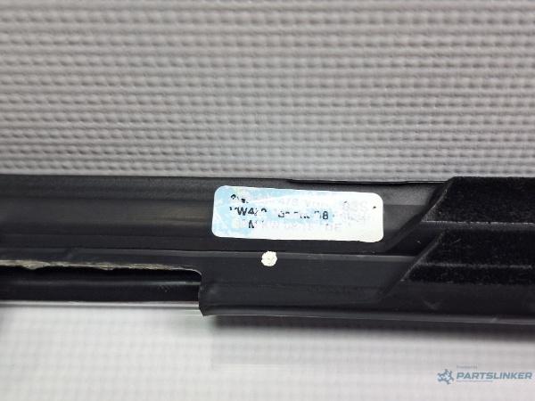 Perie geam dreapta spate VOLKSWAGEN PASSAT Variant (3G5) [ 2014 - > ] TDI (CRLB, DBGA, DFGA) 110KW|150HP OEM 3G9839476