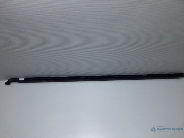 Perie geam dreapta spate VOLKSWAGEN PASSAT Variant (3G5) [ 2014 - > ] TDI (CRLB, DBGA, DFGA) 110KW|150HP 3G9839476