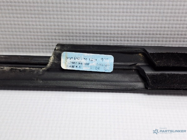 Perie geam dreapta fata VOLKSWAGEN PASSAT Variant (3G5) [ 2014 - > ] TDI (CRLB, DBGA, DFGA) 110KW|150HP 3G0837476