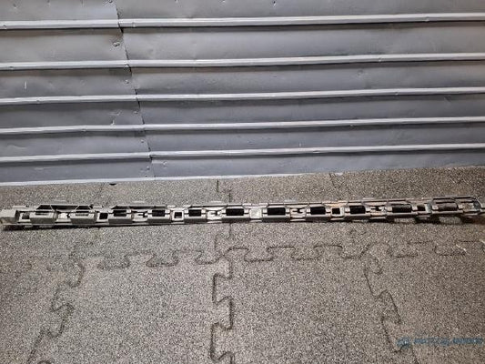 Suport prindere ornament prag dreapta VOLKSWAGEN PASSAT Variant (3G5) [ 2014 - > ] TDI (CRLB, DBGA, DFGA) 110KW|150HP OEM 3G0853946