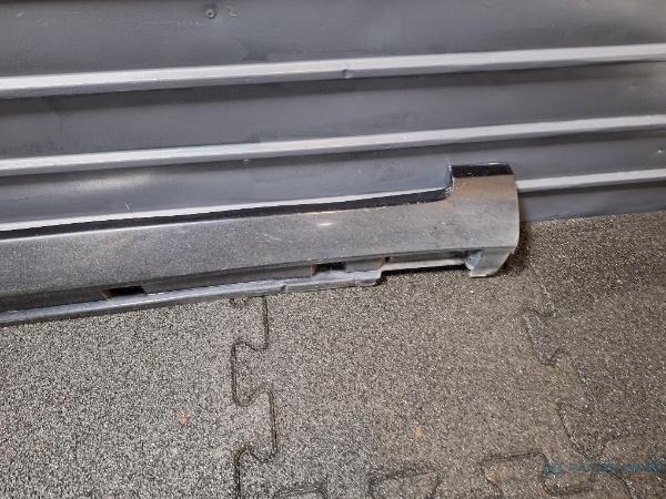 Ornament prag dreapta VOLKSWAGEN PASSAT (362) [ 2010 - 2014 ] TDI (CFFB) 103KW|140HP OEM 3AA853092