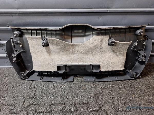 Ornament haion AUDI A3 II Sportback (8PA) [ 2004 - 2015 ] TDI 16V (BKD, CBAB, CFFB, CLJA) 103KW|140HP OEM 8P4867979E