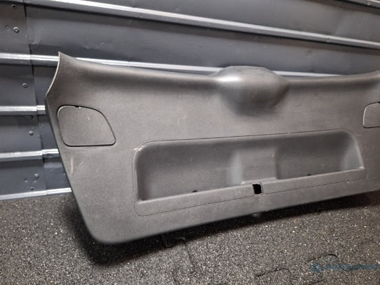 Ornament haion AUDI A3 II Sportback (8PA) [ 2004 - 2015 ] TDI 16V (BKD, CBAB, CFFB, CLJA) 103KW|140HP 8P4867979E