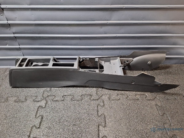 Consola centrala AUDI A3 II Sportback (8PA) [ 2004 - 2015 ] TDI 16V (BKD, CBAB, CFFB, CLJA) 103KW|140HP 8P1863244A