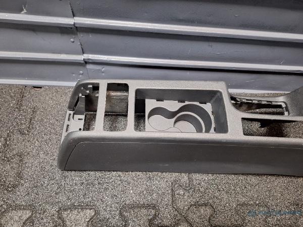 Consola centrala AUDI A3 II Sportback (8PA) [ 2004 - 2015 ] TDI 16V (BKD, CBAB, CFFB, CLJA) 103KW|140HP OEM 8P1863244A