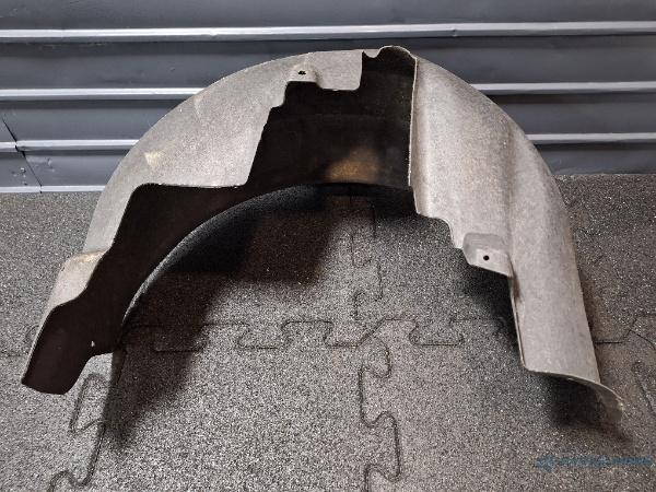 Carenaj roata dreapta spate VOLKSWAGEN PASSAT Variant (3G5) [ 2014 - > ] TDI (CRLB, DBGA, DFGA) 110KW|150HP OEM 3G0810972F