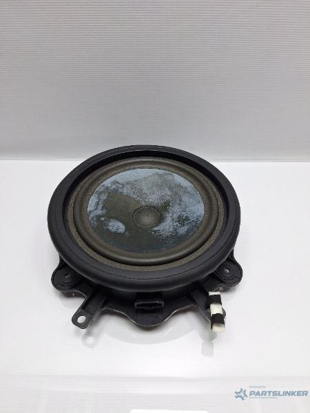 Boxa usa AUDI A3 II Sportback (8PA) [ 2004 - 2015 ] TDI 16V (BKD, CBAB, CFFB, CLJA) 103KW|140HP OEM 8P0035411C