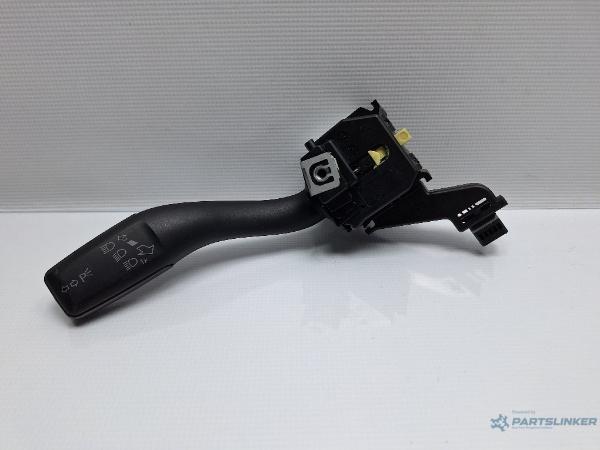 Maneta semnalizare AUDI A3 II Sportback (8PA) [ 2004 - 2015 ] TDI 16V (BKD, CBAB, CFFB, CLJA) 103KW|140HP OEM 8P0953513E