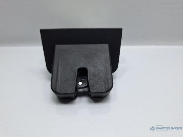 Broasca haion AUDI A3 II Sportback (8PA) [ 2004 - 2015 ] TDI 16V (BKD, CBAB, CFFB, CLJA) 103KW|140HP OEM 8P4827520B
