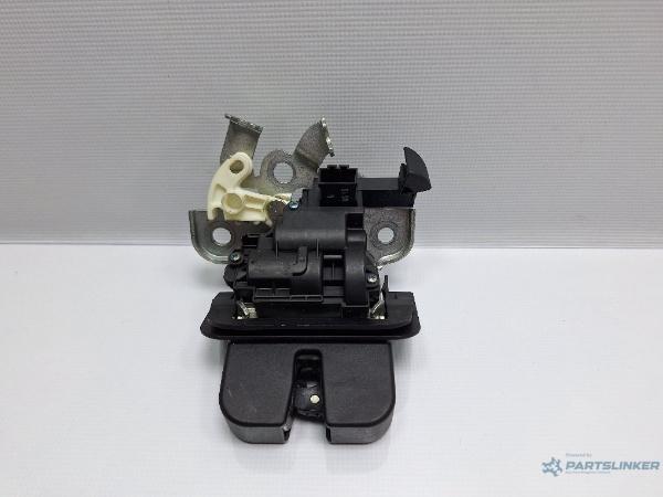 Broasca haion AUDI A3 II Sportback (8PA) [ 2004 - 2015 ] TDI 16V (BKD, CBAB, CFFB, CLJA) 103KW|140HP OEM 8P4827520B