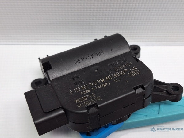 Motoras clapeta aeroterma AUDI A3 II Sportback (8PA) [ 2004 - 2015 ] TDI 16V (BKD, CBAB, CFFB, CLJA) 103KW|140HP BOSCH 0132801343 1K1907511E