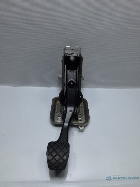 Pedala frana AUDI A3 II Sportback (8PA) [ 2004 - 2015 ] TDI 16V (BKD, CBAB, CFFB, CLJA) 103KW|140HP 1K1721117H