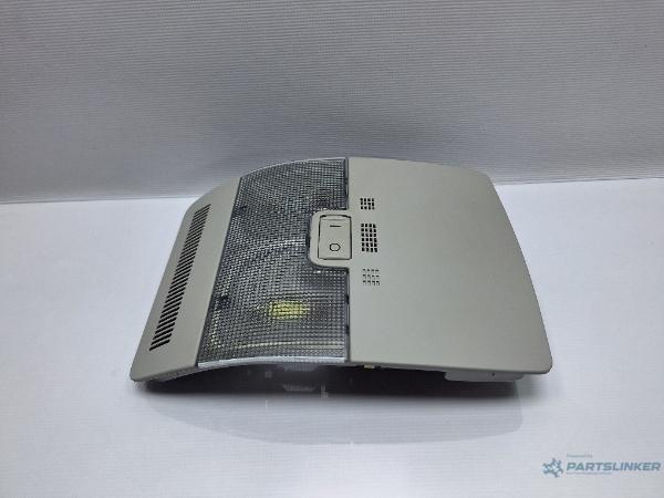 Plafoniera lumini AUDI A3 II Sportback (8PA) [ 2004 - 2015 ] TDI 16V (BKD, CBAB, CFFB, CLJA) 103KW|140HP OEM 8P0947135D