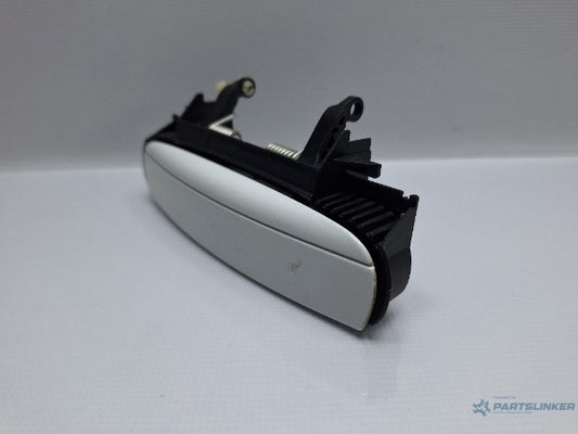 Maner exterior usa AUDI A3 II Sportback (8PA) [ 2004 - 2015 ] TDI 16V (BKD, CBAB, CFFB, CLJA) 103KW|140HP 4B0839885