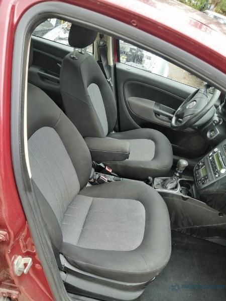 Dezmembrez FIAT LINEA (323_, 110_) [ 2008 ] 1.4 (A1.000) 57KW|77HP