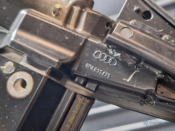 Rama geam usa stanga spate AUDI A3 II Sportback (8PA) [ 2004 - 2015 ] TDI 16V (BKD, CBAB, CFFB, CLJA) 103KW|140HP 8P4839629