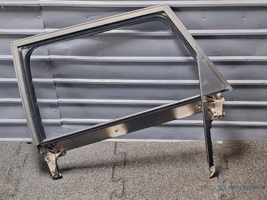 Rama geam usa stanga spate AUDI A3 II Sportback (8PA) [ 2004 - 2015 ] TDI 16V (BKD, CBAB, CFFB, CLJA) 103KW|140HP OEM 8P4839629
