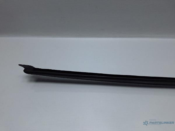 Cheder parbriz stanga AUDI A3 II Sportback (8PA) [ 2004 - 2015 ] TDI 16V (BKD, CBAB, CFFB, CLJA) 103KW|140HP OEM 8P0854327B