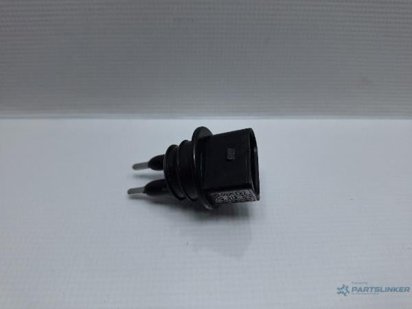 Senzor nivel lichid parbriz AUDI A3 II Sportback (8PA) [ 2004 - 2015 ] TDI 16V (BKD, CBAB, CFFB, CLJA) 103KW|140HP OEM 7H0919376