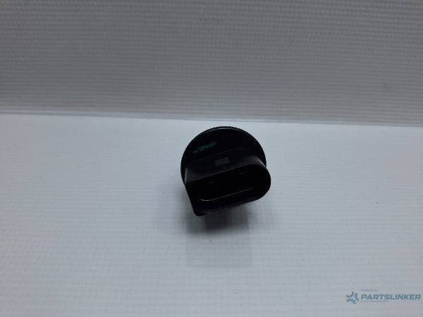 Senzor nivel lichid parbriz AUDI A3 II Sportback (8PA) [ 2004 - 2015 ] TDI 16V (BKD, CBAB, CFFB, CLJA) 103KW|140HP 7H0919376