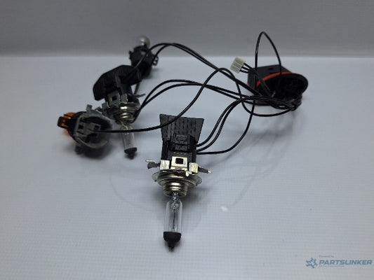 Instalatie electrica far AUDI A3 II Sportback (8PA) [ 2004 - 2015 ] TDI 16V (BKD, CBAB, CFFB, CLJA) 103KW|140HP 000998953 , 8P0941004BL