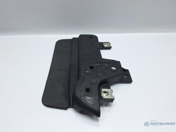 Aparatoare stanga spate AUDI A3 II Sportback (8PA) [ 2004 - 2015 ] TDI 16V (BKD, CBAB, CFFB, CLJA) 103KW|140HP OEM 8P0853833C