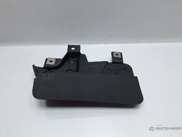 Aparatoare stanga spate AUDI A3 II Sportback (8PA) [ 2004 - 2015 ] TDI 16V (BKD, CBAB, CFFB, CLJA) 103KW|140HP OEM 8P0853833C