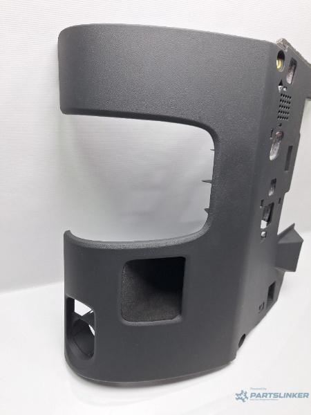 Ornament plansa bord AUDI A3 II Sportback (8PA) [ 2004 - 2015 ] TDI 16V (BKD, CBAB, CFFB, CLJA) 103KW|140HP OEM 8P1863075A