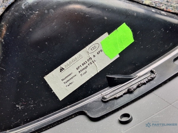 Ornament plansa bord AUDI A3 II Sportback (8PA) [ 2004 - 2015 ] TDI 16V (BKD, CBAB, CFFB, CLJA) 103KW|140HP 8P1863075A