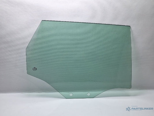 Geam dreapta spate AUDI A3 II Sportback (8PA) [ 2004 - 2015 ] TDI 16V (BKD, CBAB, CFFB, CLJA) 103KW|140HP 8P4845206B , 43R-001057