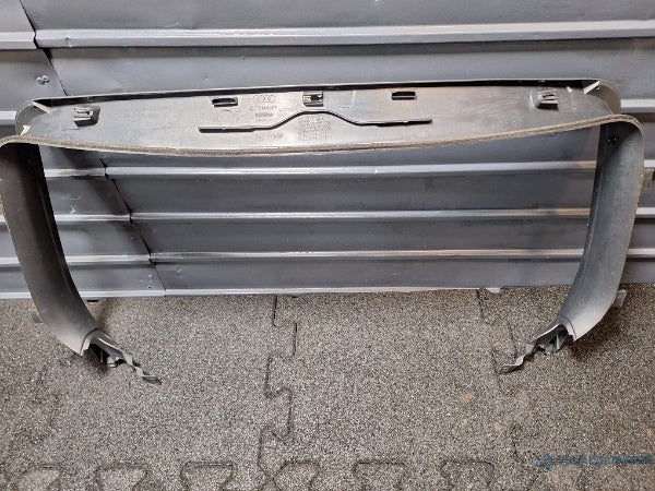 Ornament haion AUDI A3 II Sportback (8PA) [ 2004 - 2015 ] TDI 16V (BKD, CBAB, CFFB, CLJA) 103KW|140HP 8P4867977C