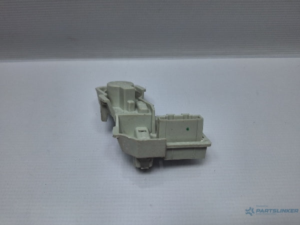 Soclu stop haion dreapta AUDI A3 II Sportback (8PA) [ 2004 - 2015 ] TDI 16V (BKD, CBAB, CFFB, CLJA) 103KW|140HP 8P4945258A