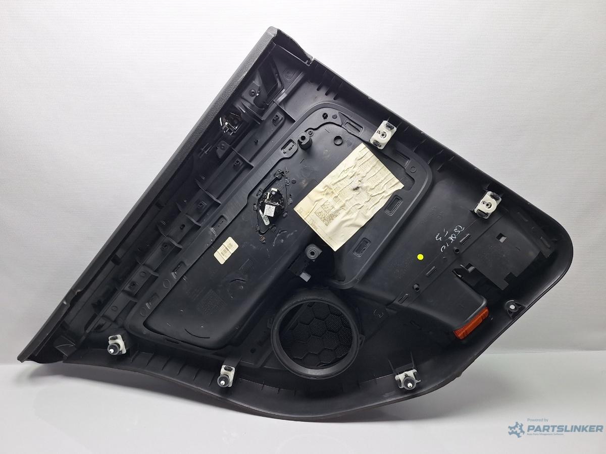 Panou usa dreapta spate VOLKSWAGEN GOLF VI Variant (AJ5) [ 2009 - 2013 ] TDI (CAYC) 77KW|105HP OEM 1K9867212DC