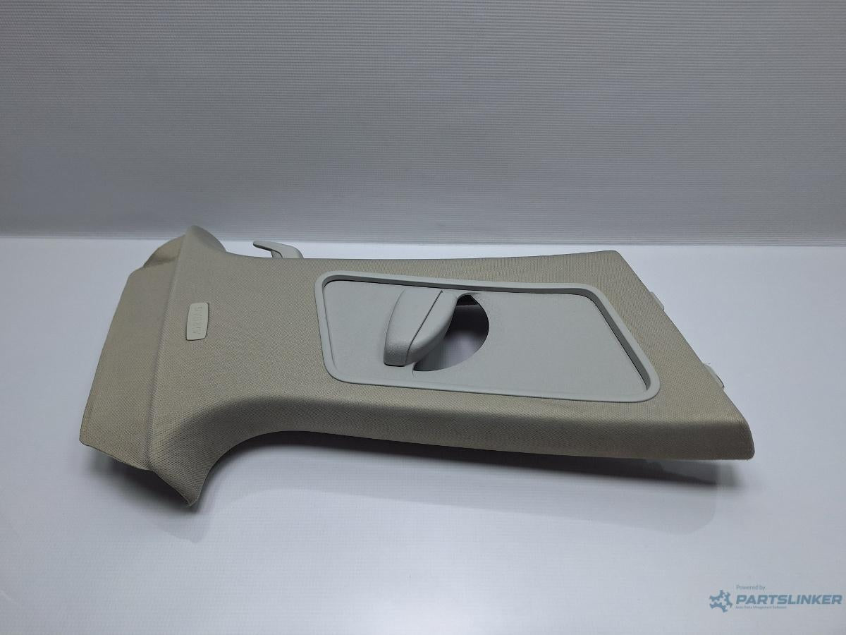 Ornament stalp centura stanga VOLKSWAGEN GOLF VI Variant (AJ5) [ 2009 - 2013 ] TDI (CAYC) 77KW|105HP OEM 1K5867244G