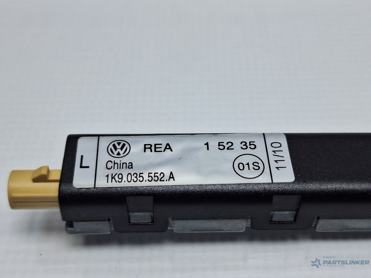 Amplificator antena VOLKSWAGEN GOLF VI Variant (AJ5) [ 2009 - 2013 ] TDI (CAYC) 77KW|105HP 1K9035552A