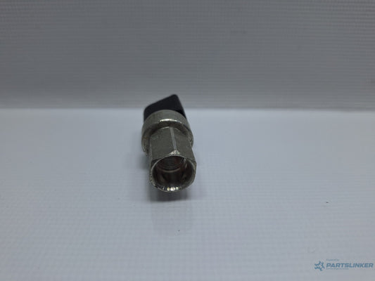 Senzor presiune AC VOLKSWAGEN GOLF VI Variant (AJ5) [ 2009 - 2013 ] TDI (CAYC) 77KW|105HP 1K0959126D