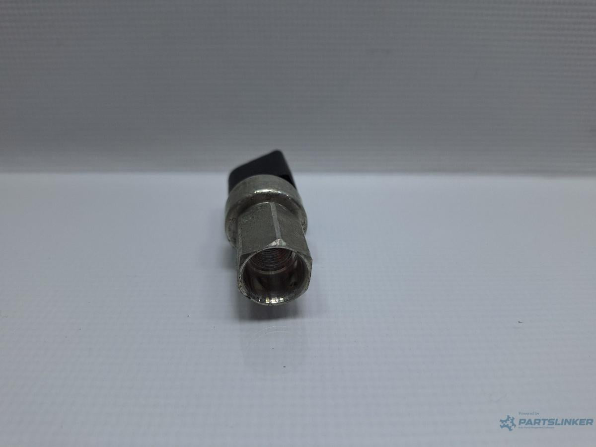 Senzor presiune AC VOLKSWAGEN GOLF VI Variant (AJ5) [ 2009 - 2013 ] TDI (CAYC) 77KW|105HP OEM 1K0959126D