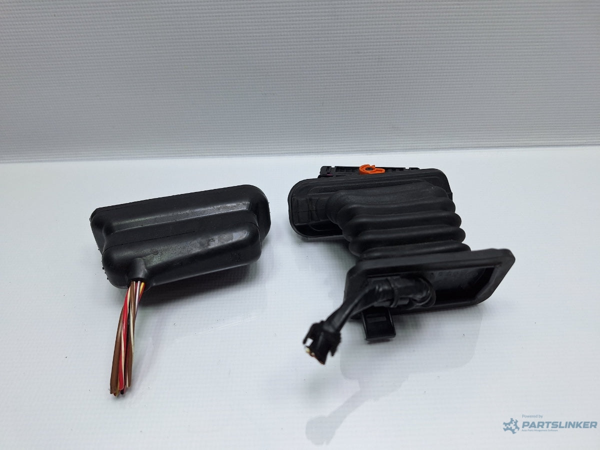 Mufe conectori usa spate VOLKSWAGEN GOLF VI Variant (AJ5) [ 2009 - 2013 ] TDI (CAYC) 77KW|105HP 1K0864239 , 1K0937702C