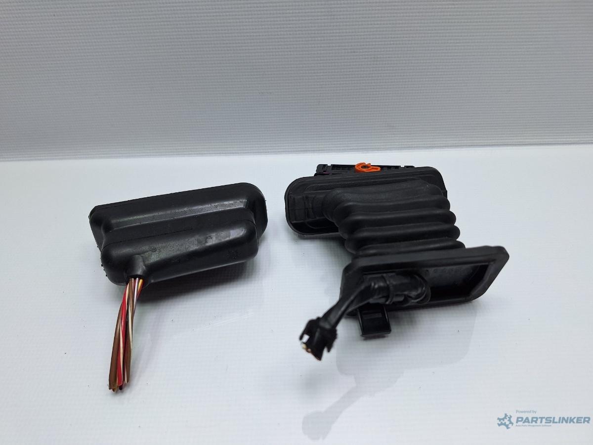 Mufe conectori usa spate VOLKSWAGEN GOLF VI Variant (AJ5) [ 2009 - 2013 ] TDI (CAYC) 77KW|105HP OEM 1K0864239 , 1K0937702C
