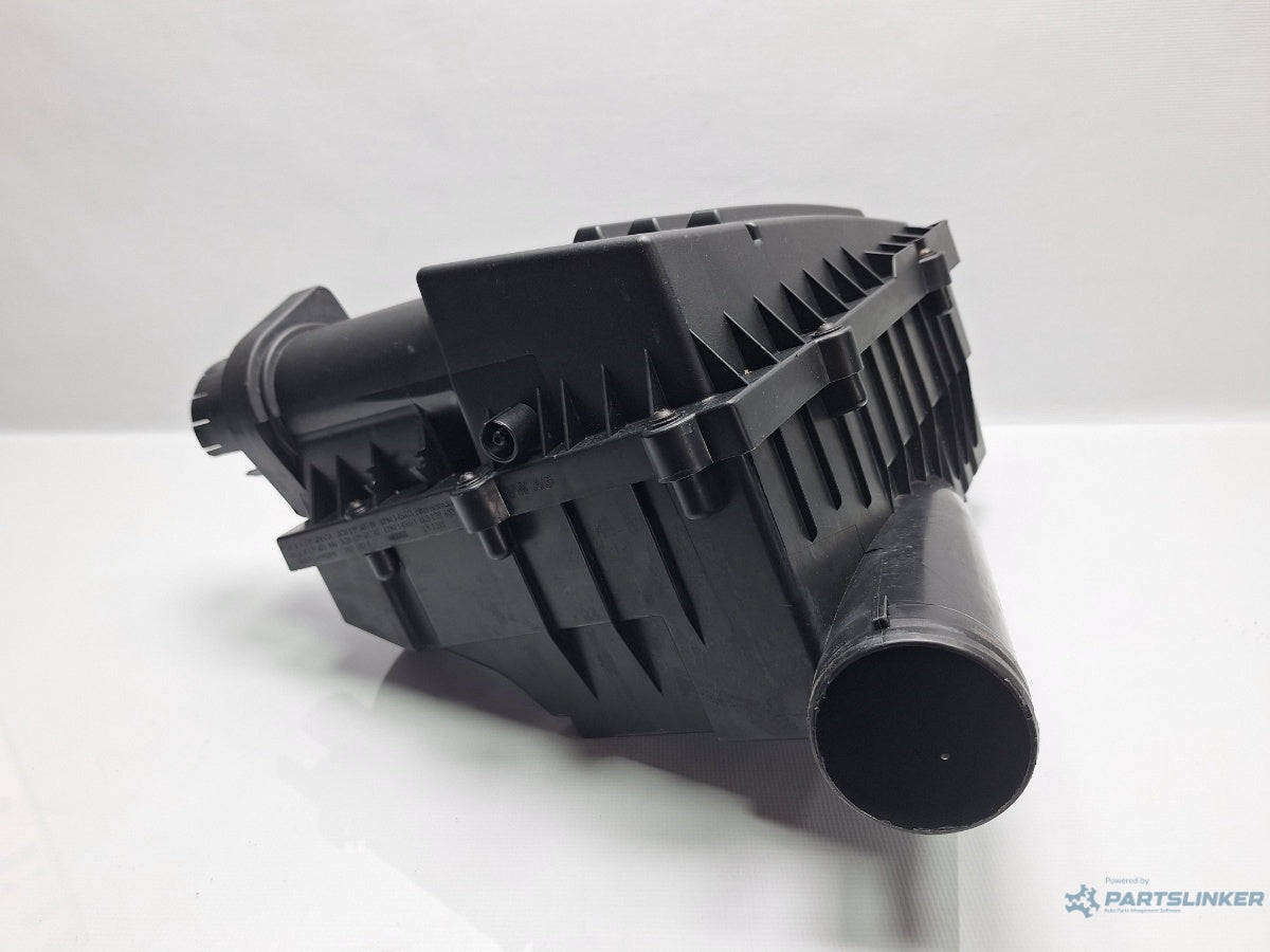Carcasa filtru aer VOLKSWAGEN GOLF VI Variant (AJ5) [ 2009 - 2013 ] TDI (CAYC) 77KW|105HP 3C0129601CA