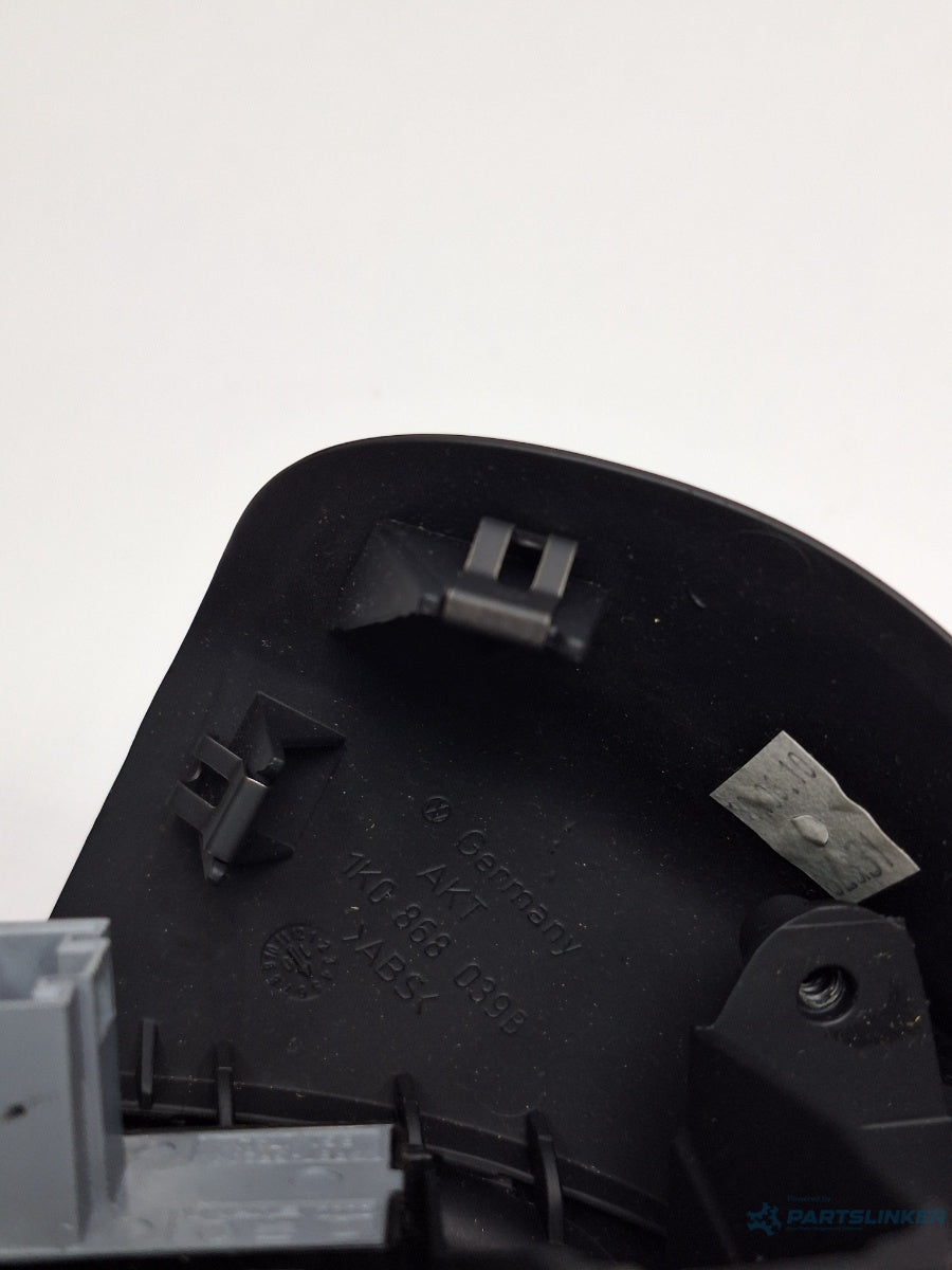 Maner interior usa stanga spate VOLKSWAGEN GOLF VI Variant (AJ5) [ 2009 - 2013 ] TDI (CAYC) 77KW|105HP 1K0868039B