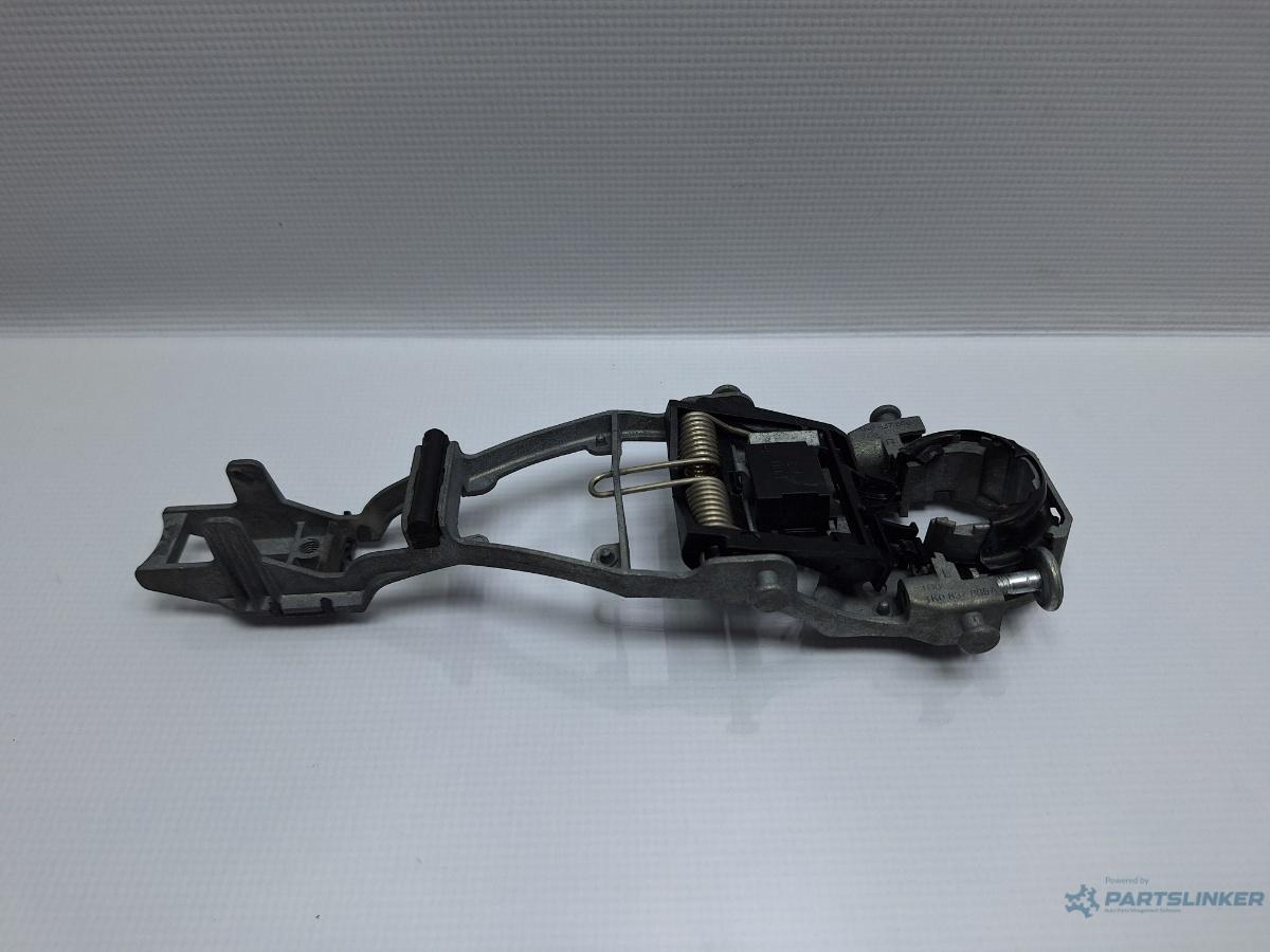Maner/suport exterior usa culisanta stanga VOLKSWAGEN GOLF VI Variant AJ5 2009 - 2013 TDI CAYC 1K0837885A