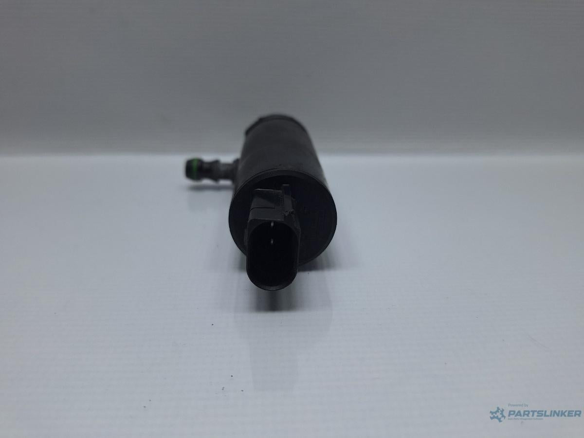 Pompita spalatoare faruri VOLKSWAGEN PASSAT (365) [ 2010 - 2014 ] 2.0 TDi BlueMotion (CFFB) 103KW|140HP OEM 3B7955681