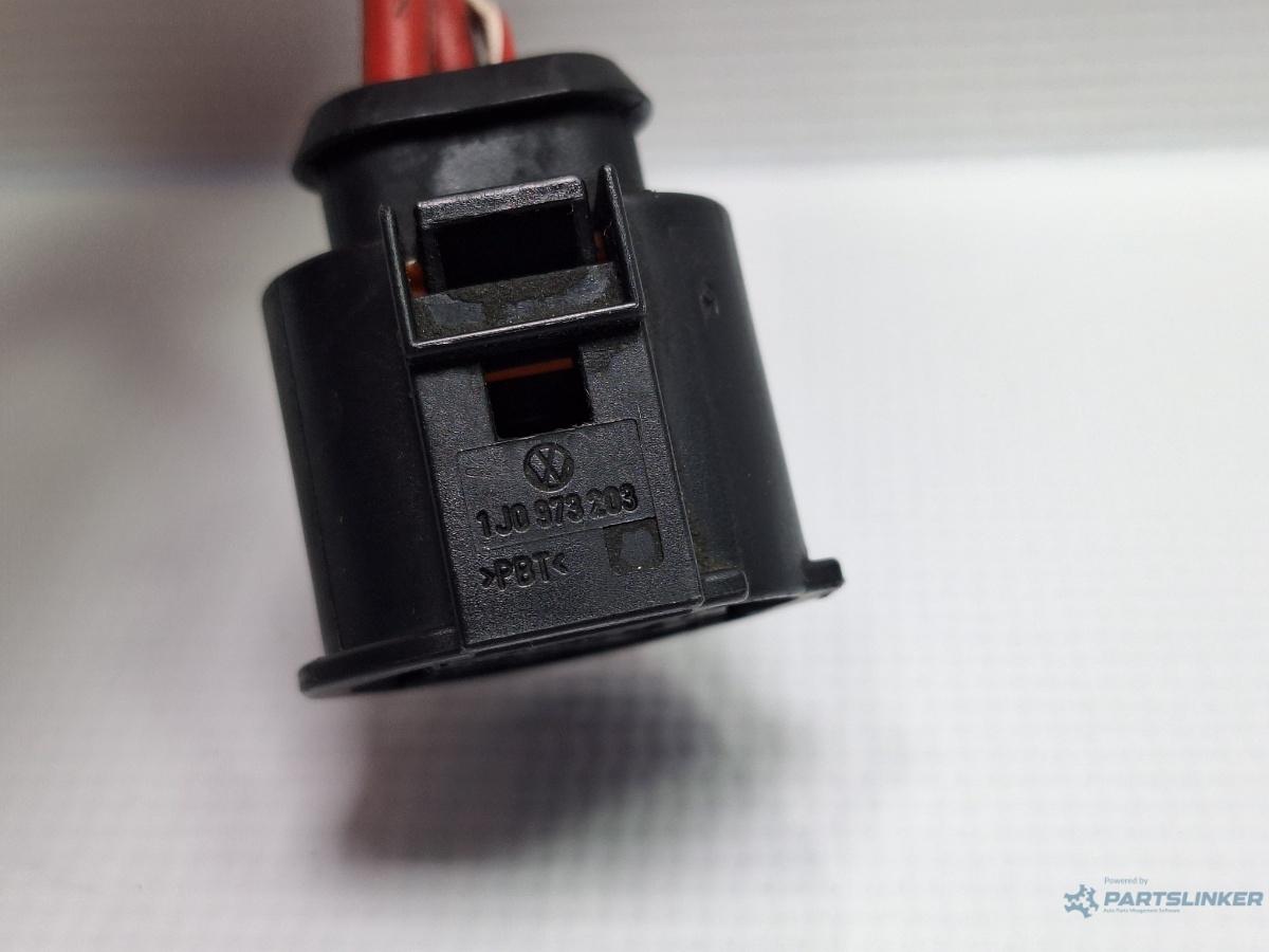 Mufa conector termocupla VOLKSWAGEN GOLF VAN IV Variant (1J5) [ 1999 - 2006 ] TDI (AGR, ALH) 66KW|90HP OEM 1J0973203