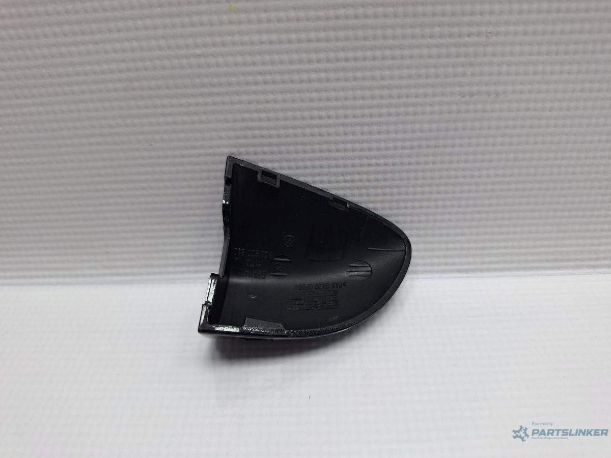 Capac butuc usa dreapta VOLKSWAGEN PASSAT Variant (3C5) [ 2005 - 2011 ] TDI (BMP) 103KW|140HP OEM 3C0837880A