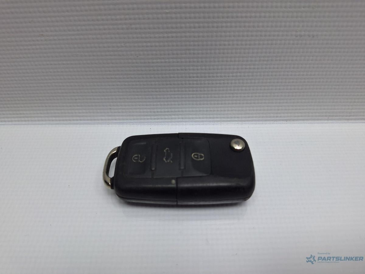 Telecomanda inchidere centralizata VOLKSWAGEN GOLF VAN VI Variant (AJ5) [ 2009 - 2014 ] 1.6 TDi BlueMotion (CAYC) 77KW|105HP HELLA 434 MHz OEM 1K0959753N