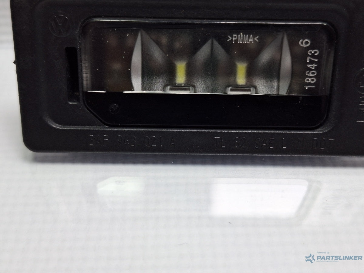 Lampa numar VOLKSWAGEN PASSAT Variant (3G5) [ 2014 - > ] TDI (CRLB, DBGA, DFGA) 110KW|150HP 3AF943021A