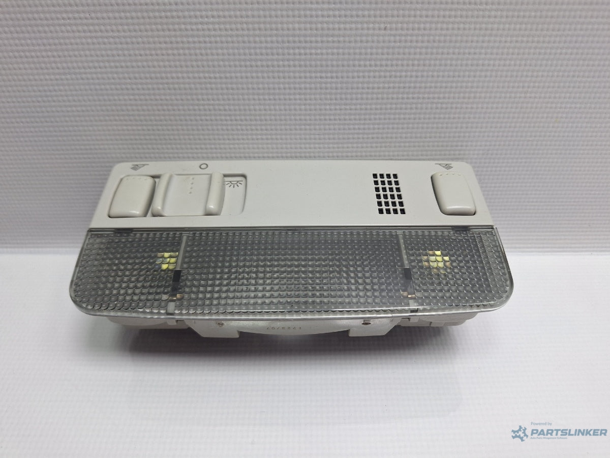 Plafoniera lumini VOLKSWAGEN TOURAN (1T1, 1T2) [ 2003 - 2010 ] TDI (BMN) 125KW|170HP 3B0947105C