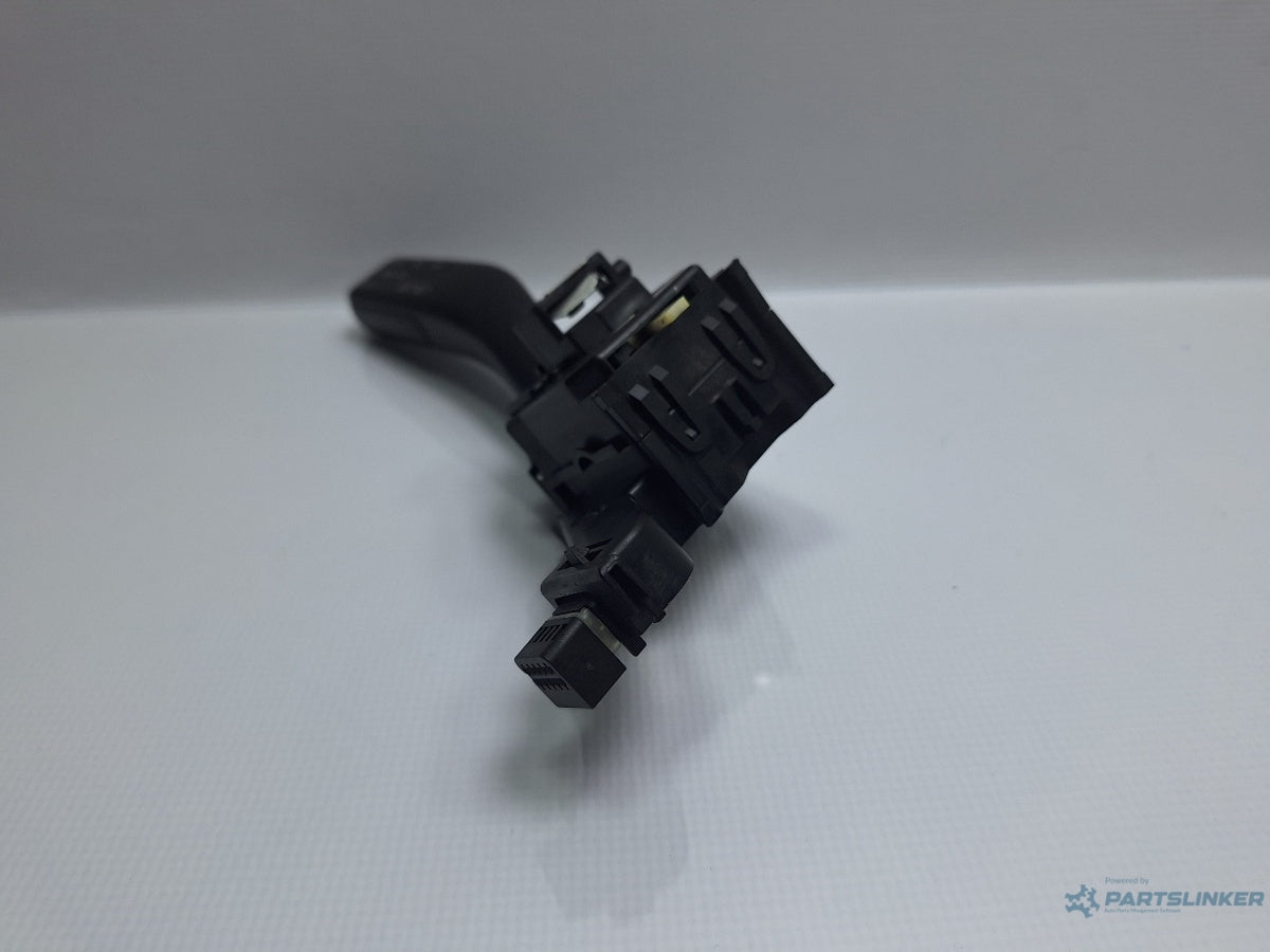 Maneta semnalizare VOLKSWAGEN TOURAN (1T1, 1T2) [ 2003 - 2010 ] TDI (BMN) 125KW|170HP 1K0953513A